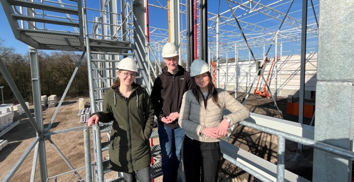 Get off the screen and the construction site! 🏗️